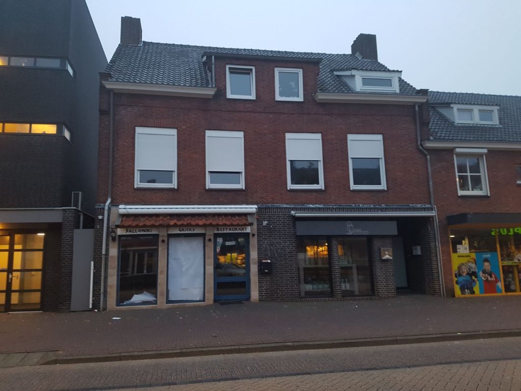 Hoofdstraat, Winkel