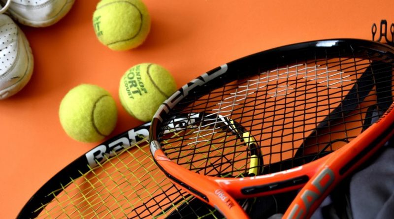 Tennis racket en ballen